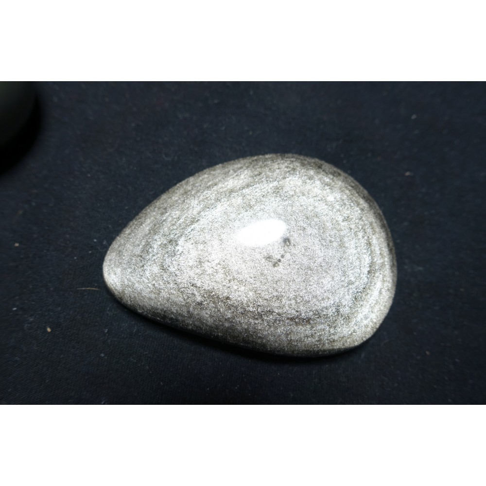 Galet en obsidienne Argenté