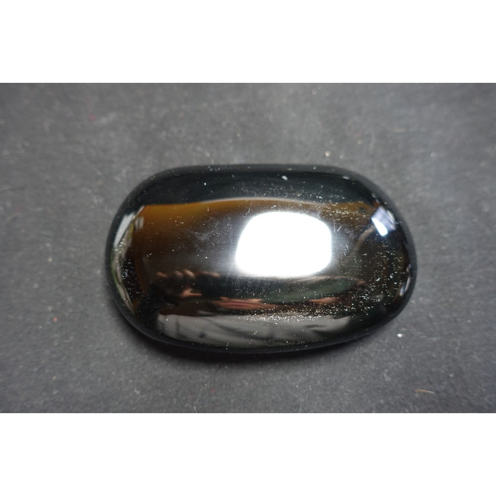 Galet en obsidienne Noire