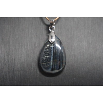 Pendentif Œil de Faucon