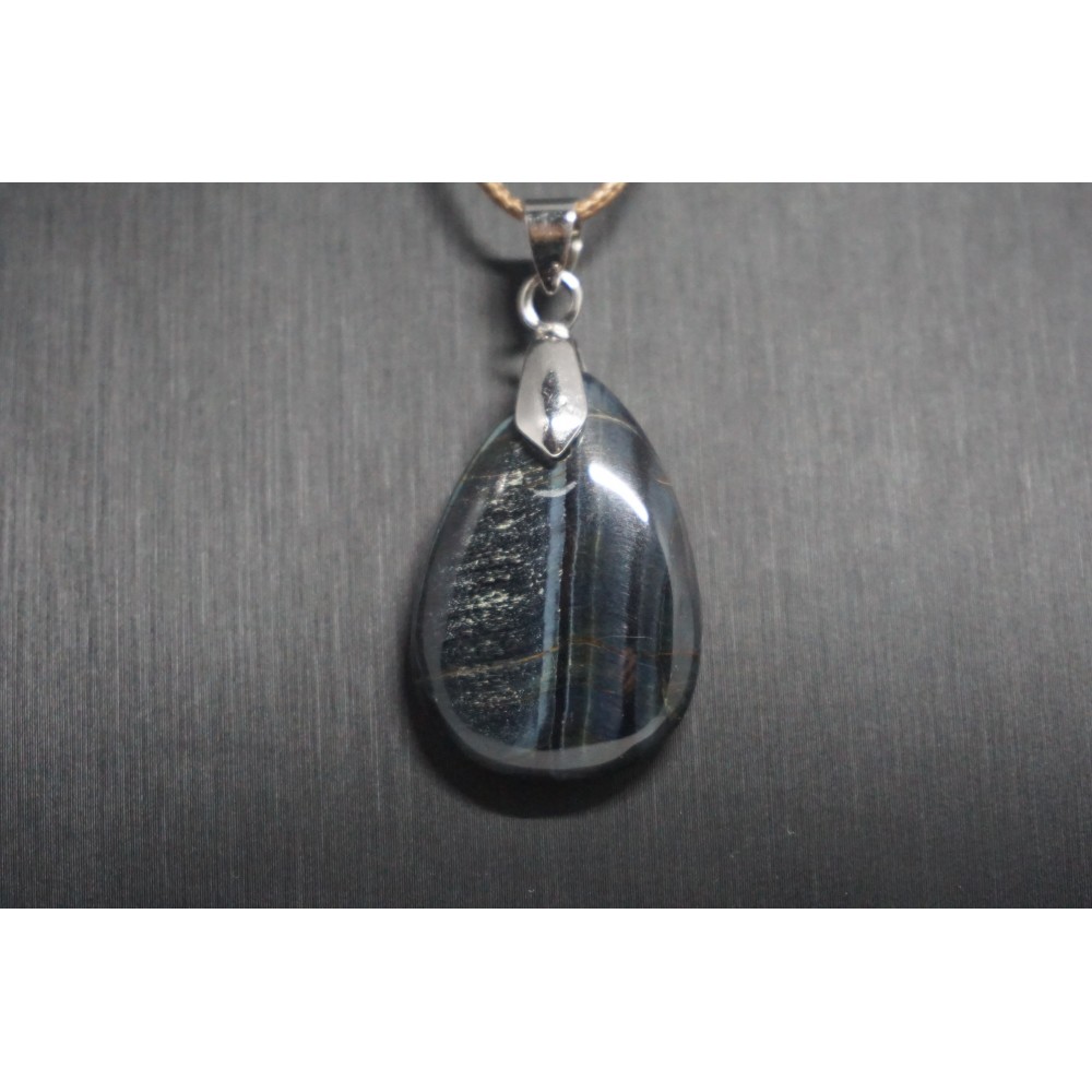 Pendentif Œil de Faucon