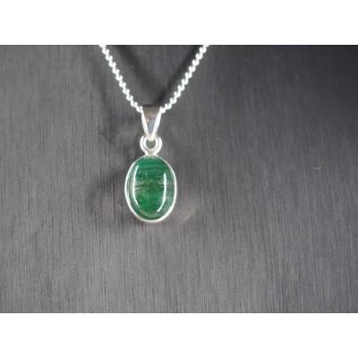 Pendentif Emeraude serti en...