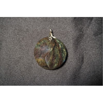 Pendentif yin yang...
