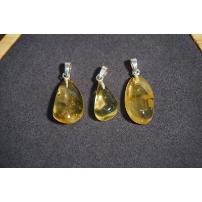 Pendentif Forme Libre Ambre Translucide Citron