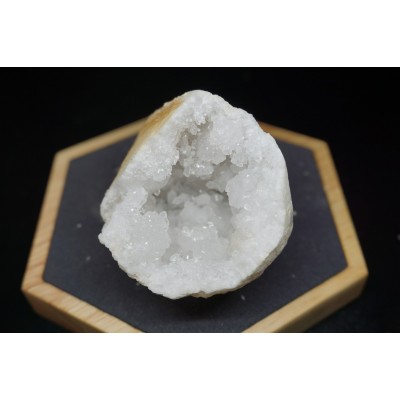 Géode de Quartz environ 8cm