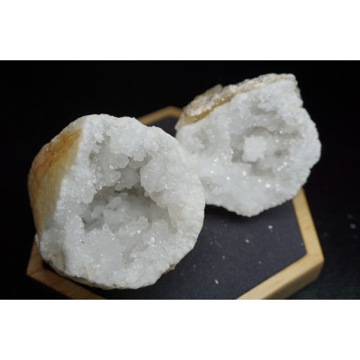 Géode de Quartz environ 8cm