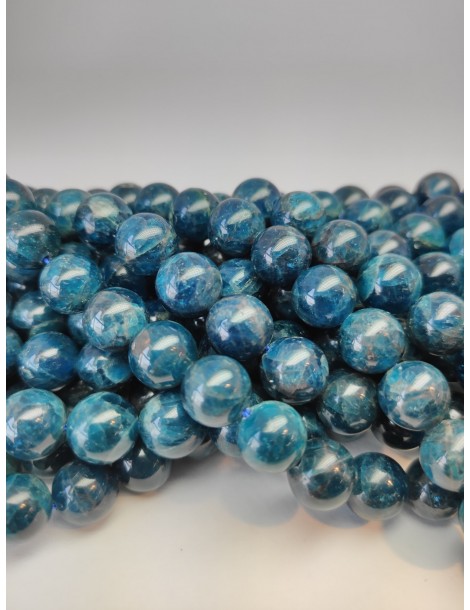 Fils d'Apatite bleu foncée