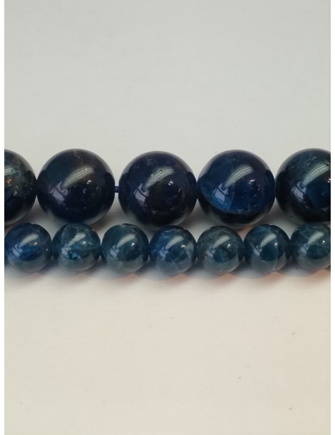 Fils d'Apatite bleu foncée